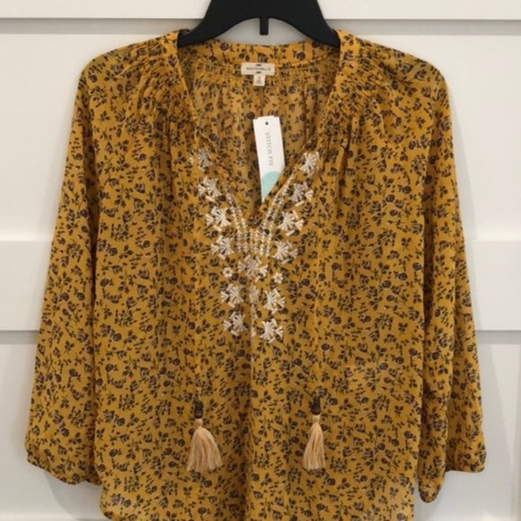 Mason & Belle Tops - MASON & BELLE EMBROIDERED FLORAL BLOUSE NWT Mason & Belle Tops - MASON & BELLE EMBROIDERED FLORAL BLOUSE NWT